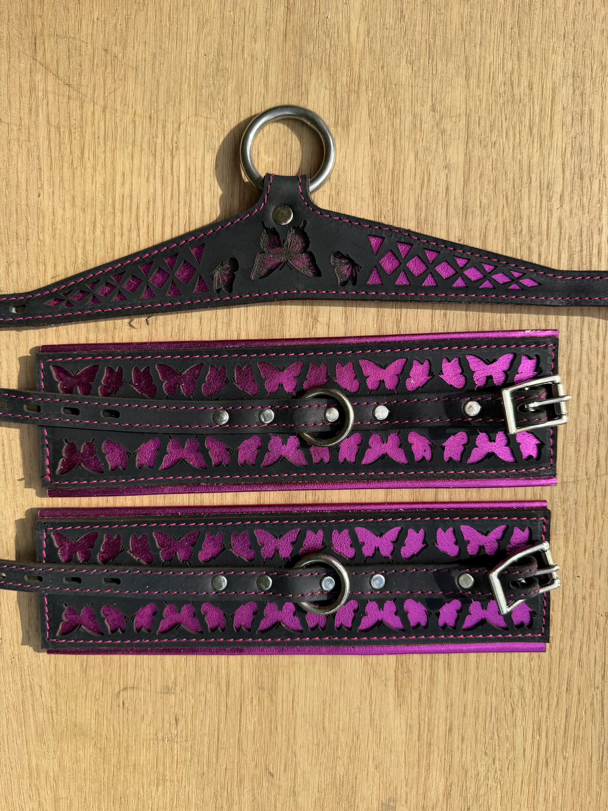 Butterfly Collar and Cuffs Set, photo 8 of 14