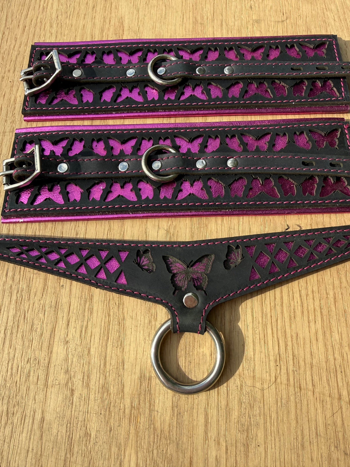 Butterfly Collar and Cuffs Set, photo 7 of 14